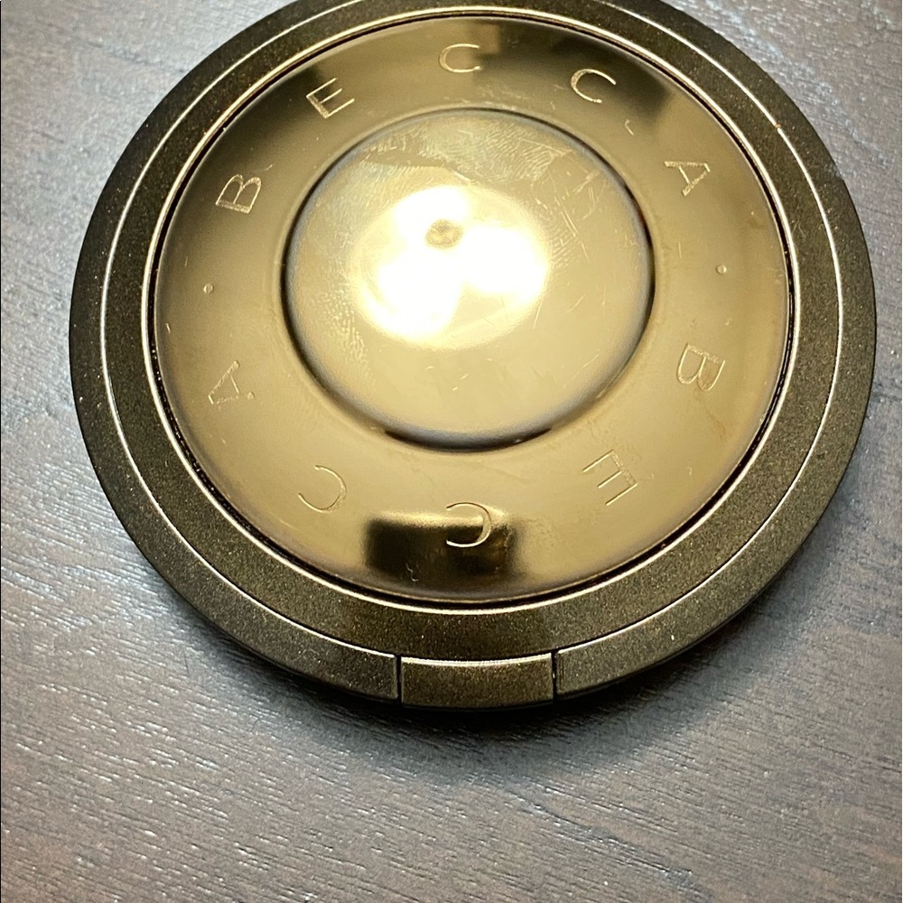 Becca bronzer - Picture 2 of 3